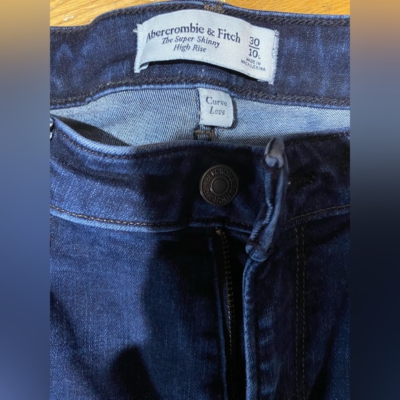 Abercrombie & Fitch Jeans 👖 - Picture 3 of 3